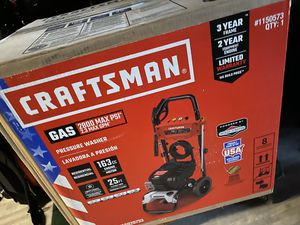 Photo CRAFTSMAN 2800 MAX PSI at 1.8 GPM Gas Pressure Washer with ReadyStart, 25-Foot Hose, and 4 Quick-Connect Nozzles, Powered by Briggs & Stratton