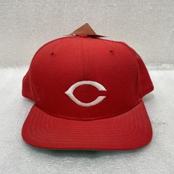 NOS Vintage New Era Pro Model MLB ~ Cincinnati Reds Snapback Hat ~ Size M/L