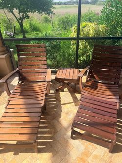 Solid Wood Chaise Lounge Set – 2 Chairs + Table – Excellent Condition