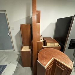 Kitchen Cabinets 