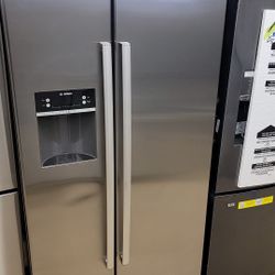 Bosch Refrigerator 36” W Used Side By Side Excellent Conditions 