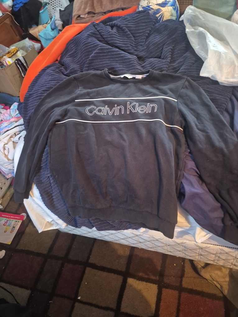MEDIUM Calvin Klein Sweater