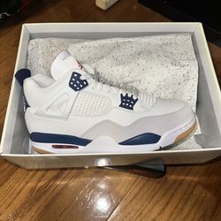 Air Jordan SB Navy 4s Size 10