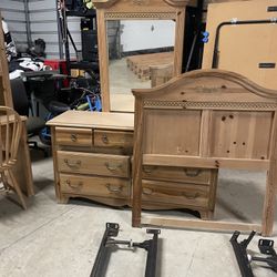 Twin Bedroom Set