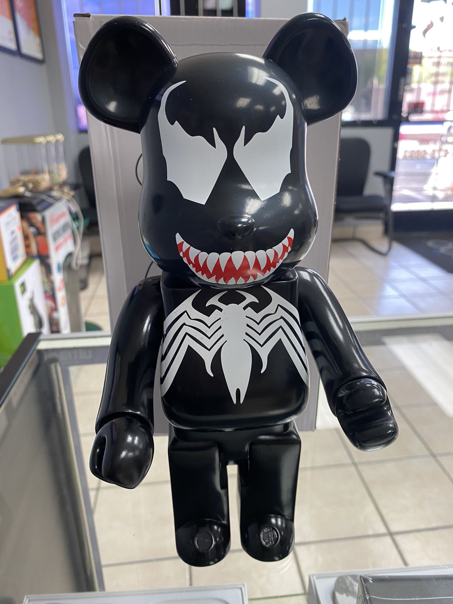 Venom Bearbrick 400% for Sale in Phoenix, AZ - OfferUp