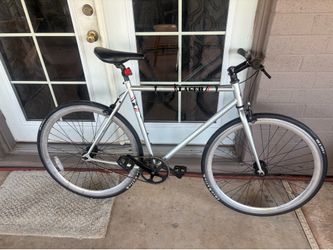 Lager fixed gear bike