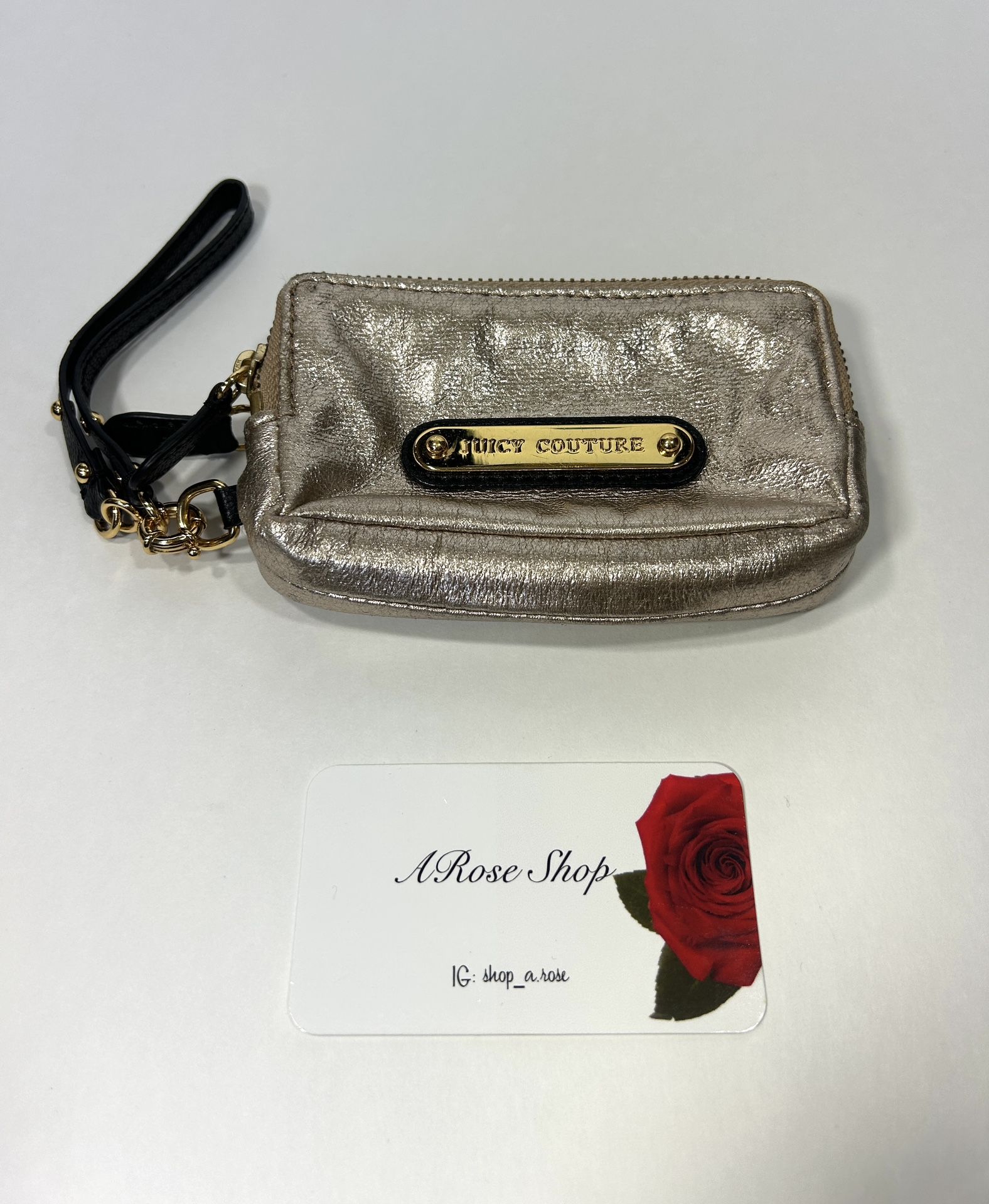 Juicy Couture Gold/Black Womens Wristlet Clutch