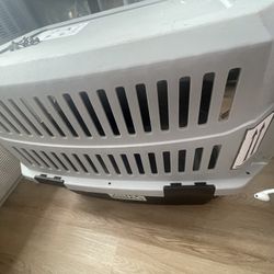 Dog Kennel Great Condition