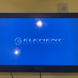 32’ Element Flat Screen Tv