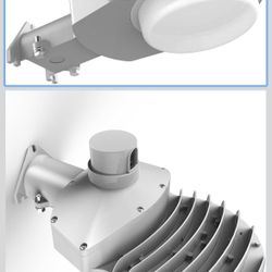 Commercial Electric (1003 939 803) LED AREA LIGHT High Output 9000 LUMENS Gray