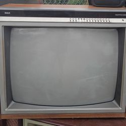 RCA Colortrak 2000.