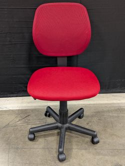 Vibrant Red Mesh Task Chair with Adjustable Height