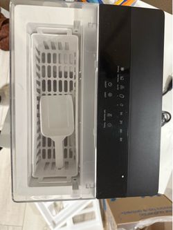 Portable Countertop Ice Maker with Scoop and Basket