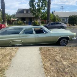 1966 Chevy Impala Wagon