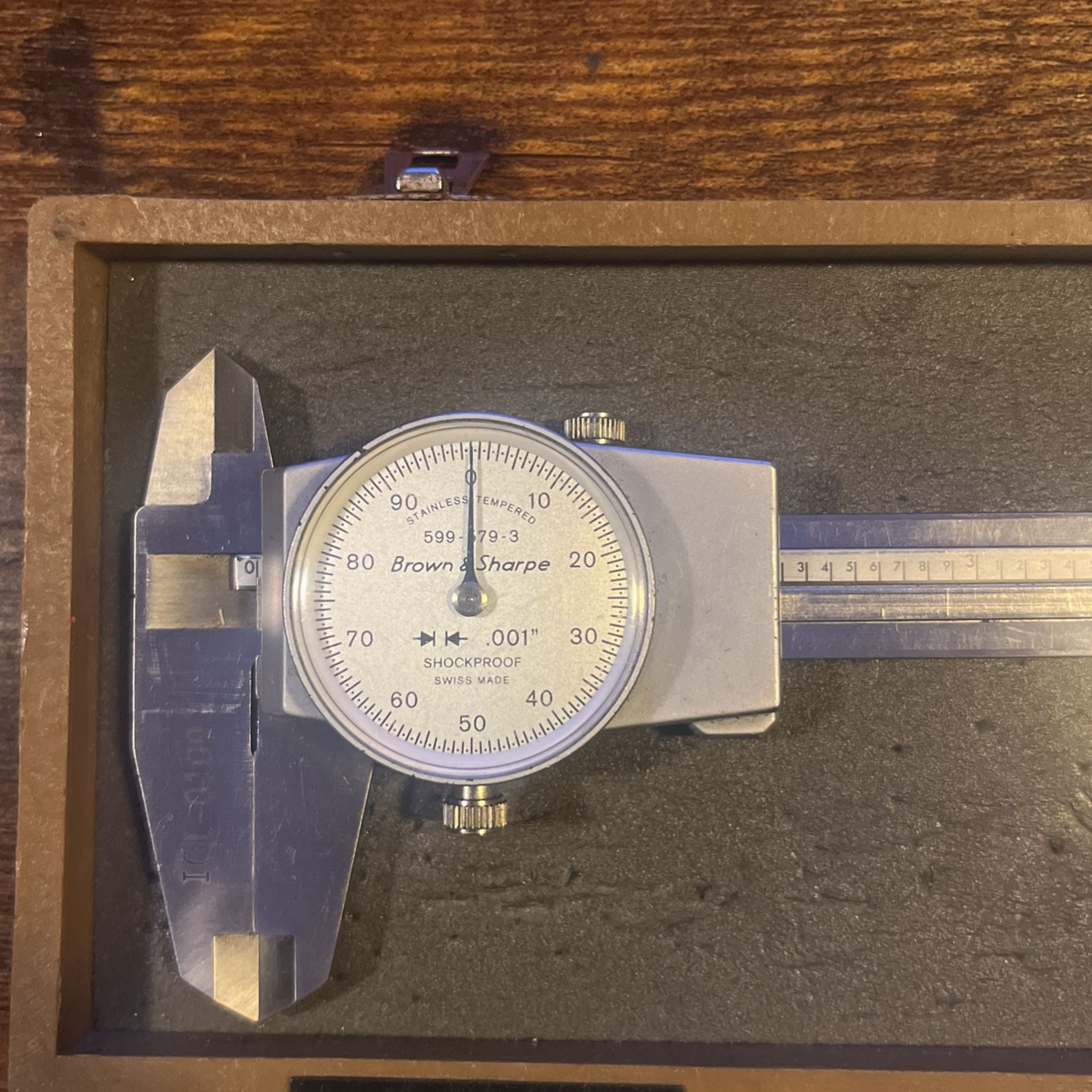 Brown & Sharp 599-579-3 Dial Caliper 0-6” - .001” Swiss Made