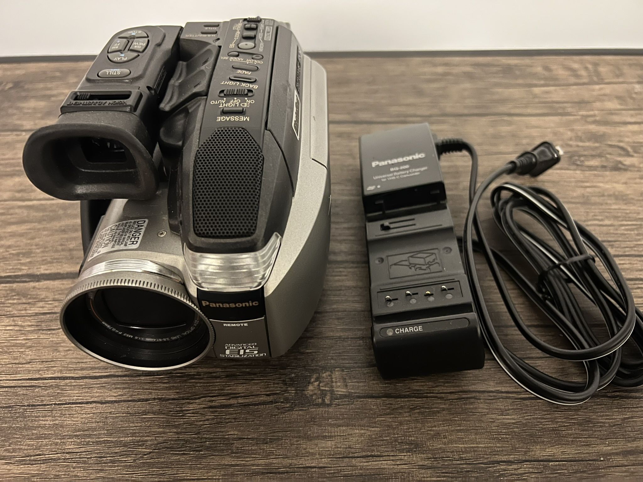 Panasonic PV-L958 Photoshot Palmcorder VHS-C | Vintage