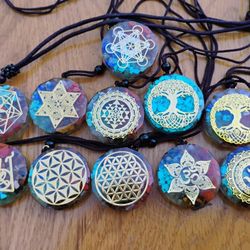 Orgonite 7 Chakra Crystal Necklace Balance Chi Energy 