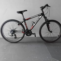 BICYCLE TREK 21 SPEED SIZE 26 BRAND NEW 