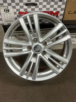 Infiniti Nissan Rim Wheel 17 inch factory 5 lugs bolt pattern 4.50 inch 114.30 mm Only one rim