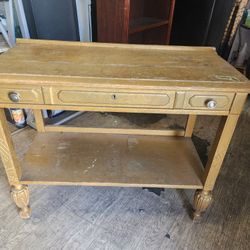vintage table. size 32Hx40Lx18D