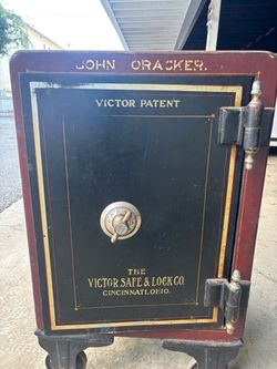 John Cracker/Victor Safe 400+ pounds