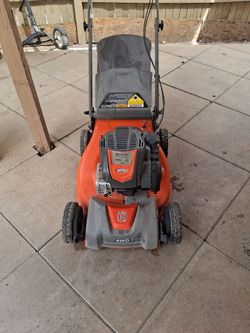 Have this nice working lawnmower for sale $160