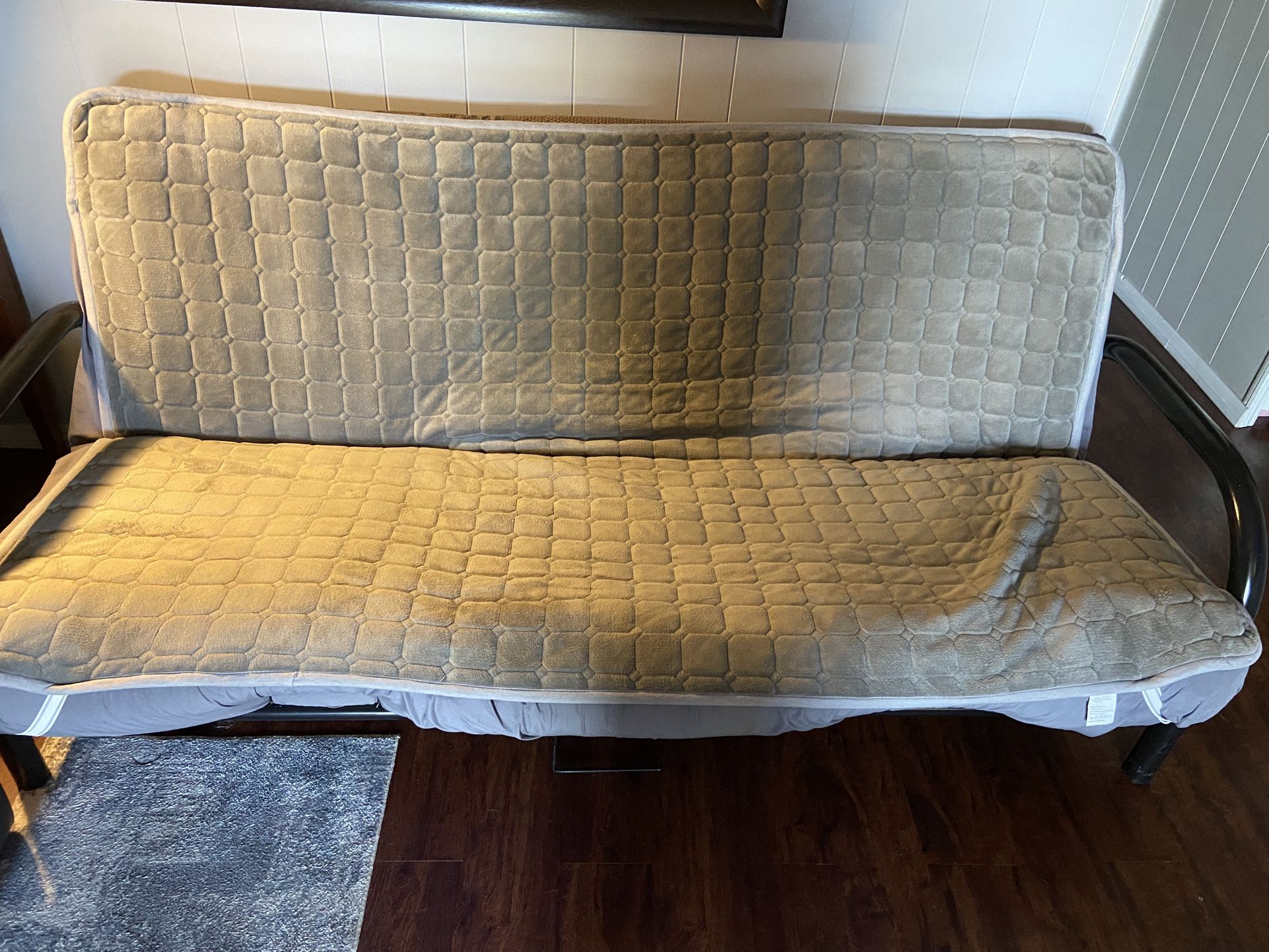 Couch/Bed 
