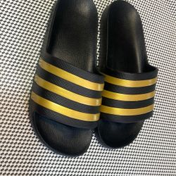 Adidas Slides Size 6 New 