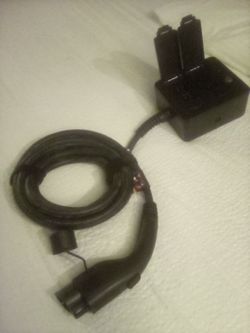 V2l box 130/240 power supply