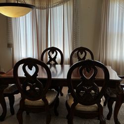 Dining Room Table and 8 Chairs