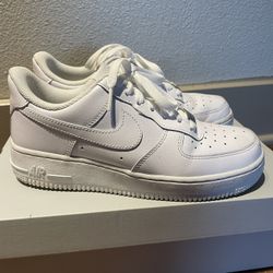 Nike Air Force 1 Women’s Size 7.5