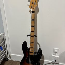 Squier Classic Vibe '70s Jazz Bass