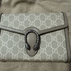 GUCCI DIONYSUS GG SUPREME CHAIN WALLET