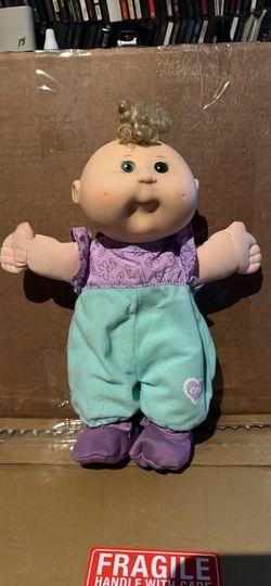 AUTHENTIC VTG CABBAGE PATCH KIDS DOLL