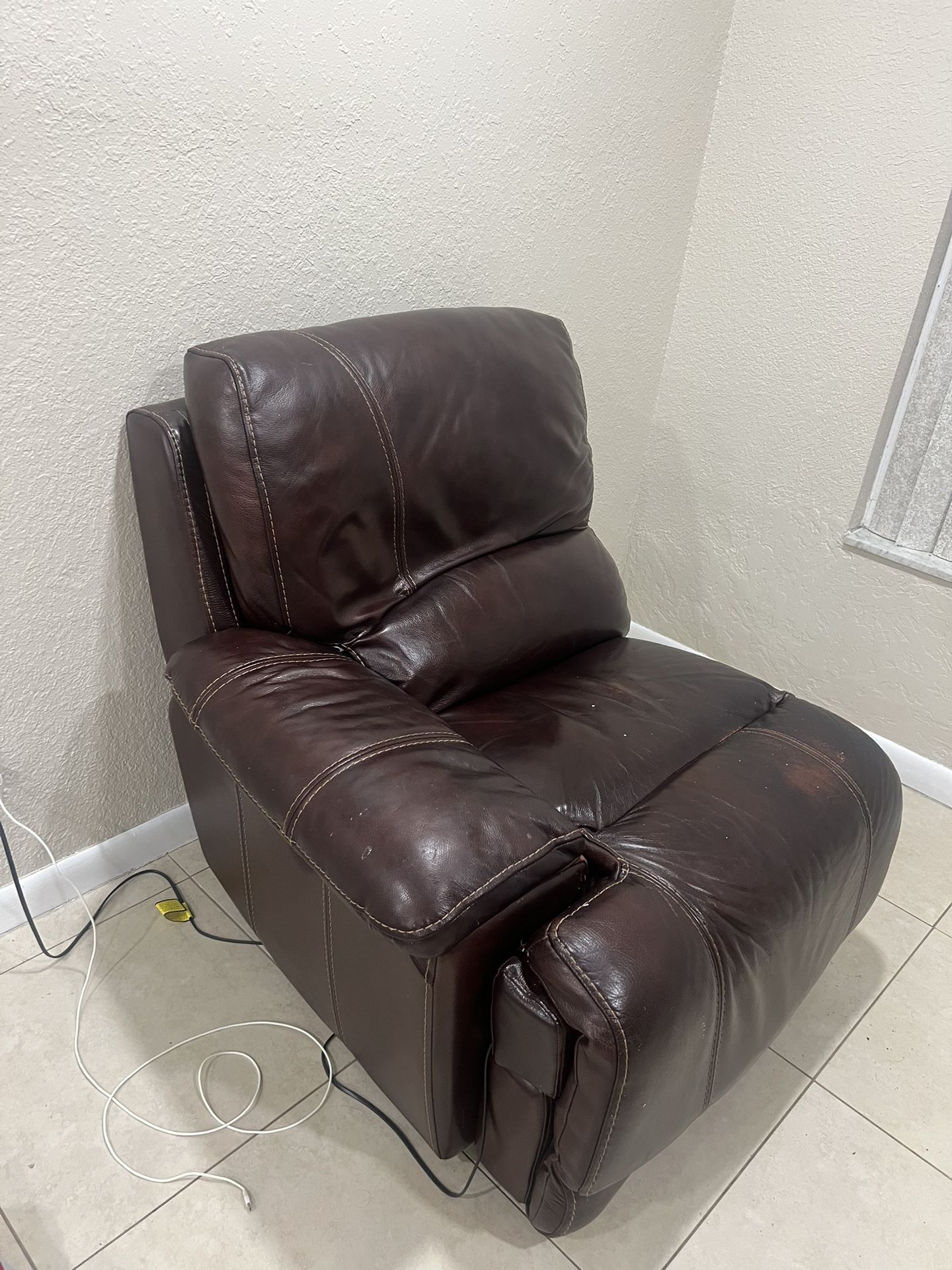 Brows Sofa With Recliner Seat