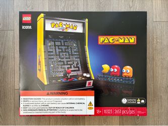New LEGO Creator Expert PAC-MAN Arcade 10323