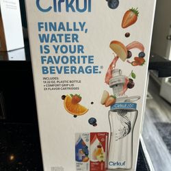 Cirkul Bottle and Flavor 