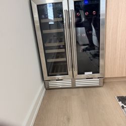 24in wine fridge 
