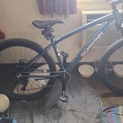 BRAND NEW SCHWINN ALUM SPORT27 " w/ KRYPTONITE LOCK