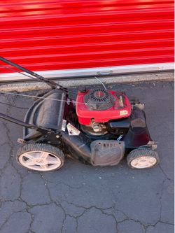 Craftsman 21” Self-Propelled Lawn Mower with Honda Engine – Great Repair Project