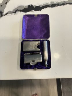 Vintage shaving kit