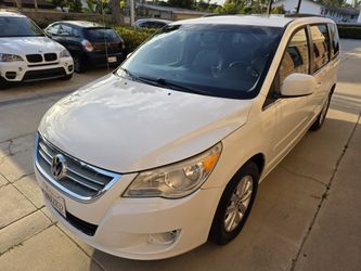 2012 Volkswagen Routan