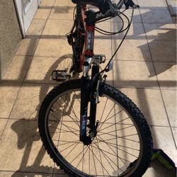 Motiv Mountain Bike
