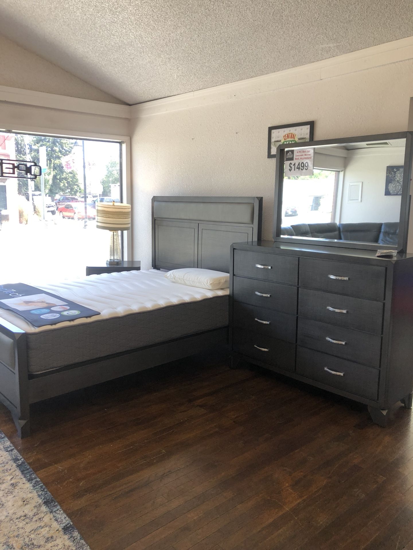 Bedroom set $1499