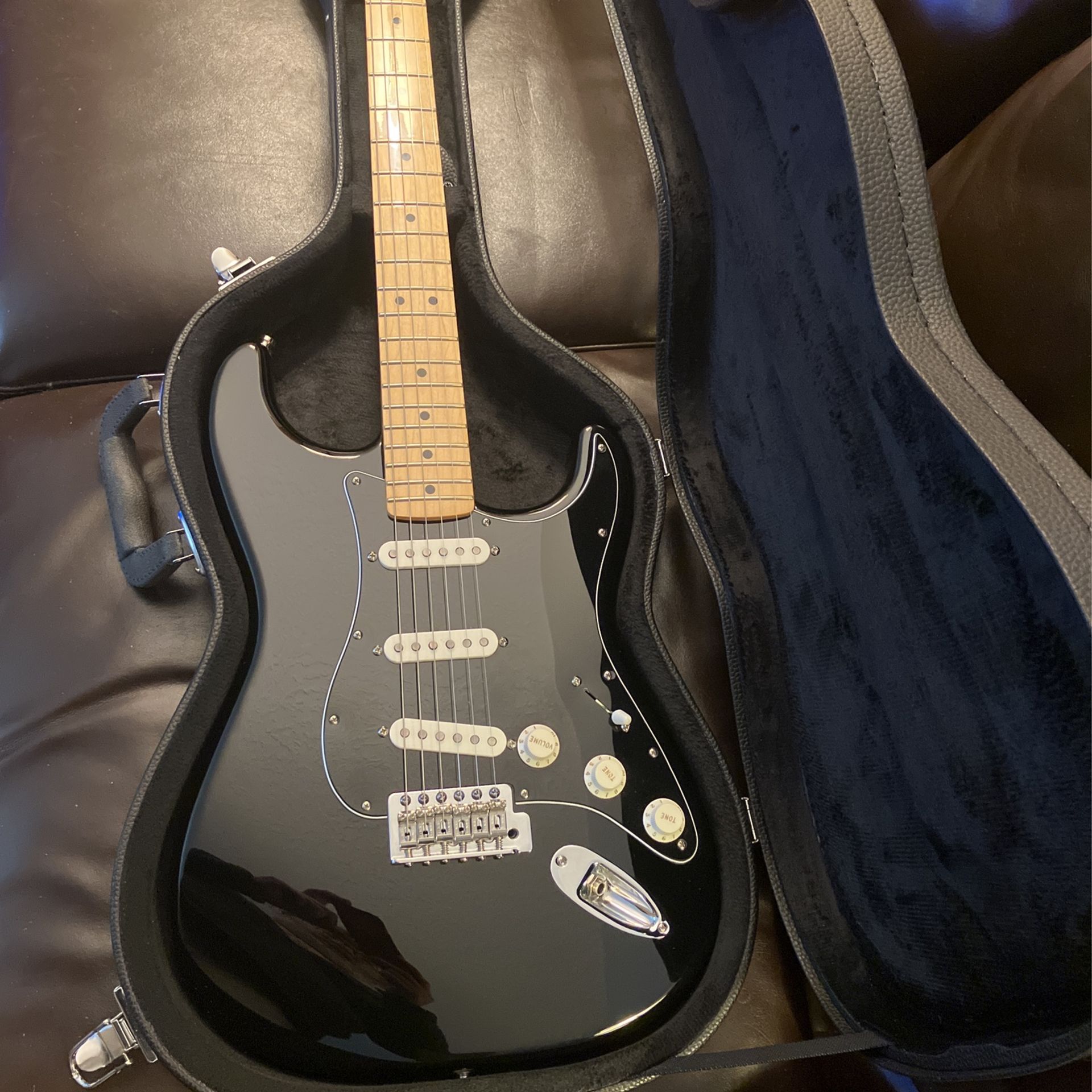 Stratocaster/mim/like New/CS Pickups