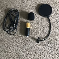 Condenser Mic With Pop Filter