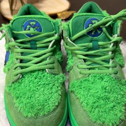 Nike SB Dunk Low Grateful Dead Bears Green