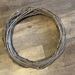 13” Grapevine Wreath