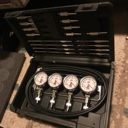 4-Gauge Carburetor Synchronizer Kit with Case