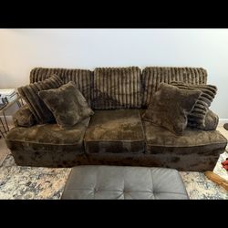 Ashley Furniture COUCH- 2 Weeks Out Of The Box- Learned Be Are Relocating For Work- Brand New!